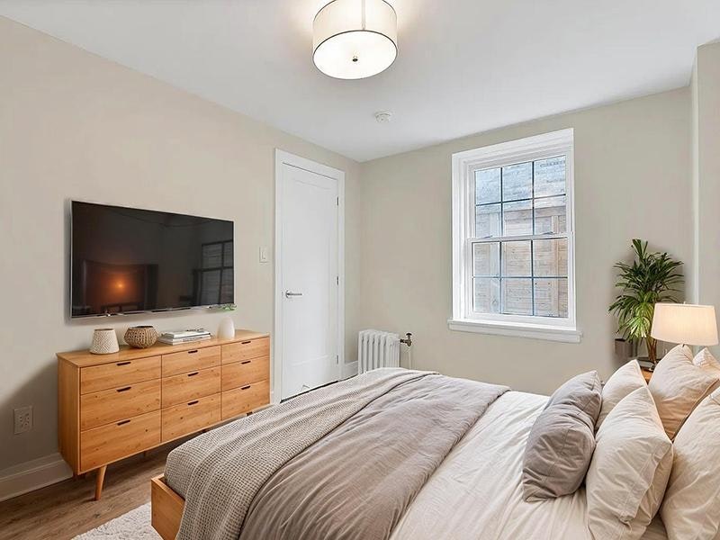 701-102-697 Eglinton Avenue West, Toronto, ON, M5N 1C6 - 3
