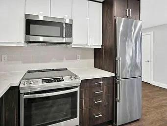 701-408-697 Eglinton Avenue West, Toronto, ON, M5N 1C6 - 3