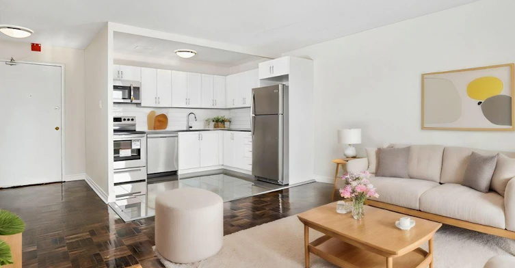 701-408-697 Eglinton Avenue West, Toronto, ON, M5N 1C6 - 2