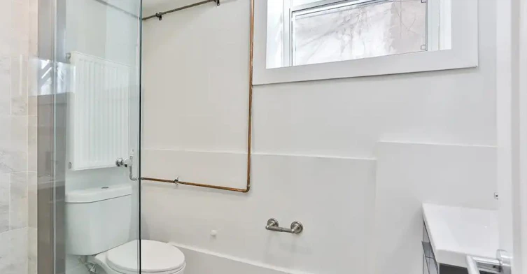 0007-915 St Clair Avenue West, Toronto, ON, M6C 1C7 - 8