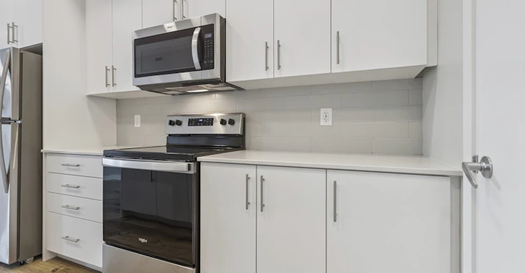 A210-239 Eden Oak Trail, Kitchener, ON, N2A 0L5 - 9