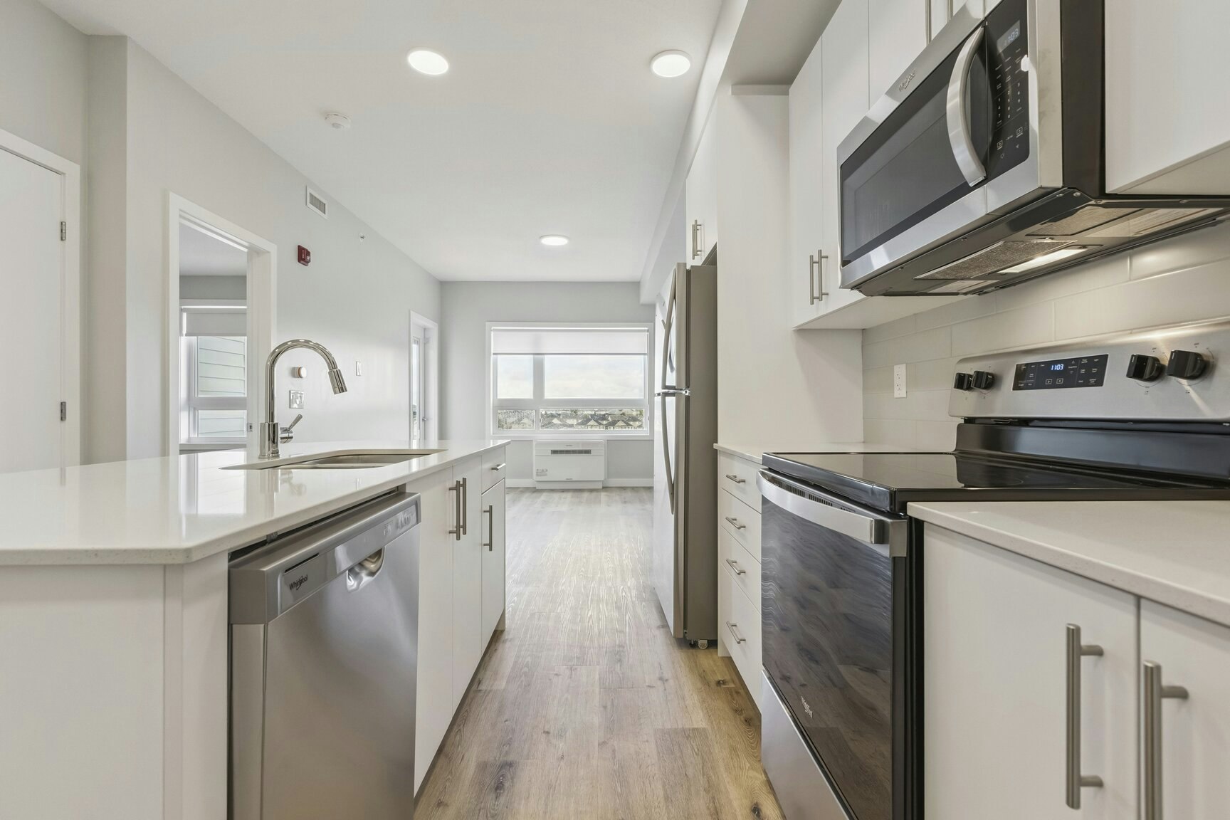 A210-239 Eden Oak Trail, Kitchener, ON, N2A 0L5 - 4