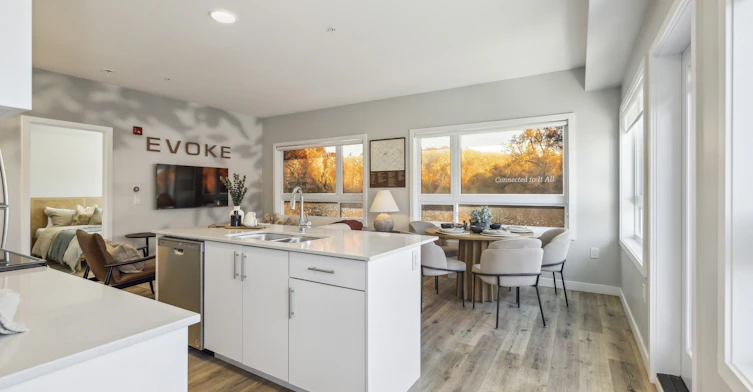A113-239 Eden Oak Trail, Kitchener, ON, N2A 0L5 - 4