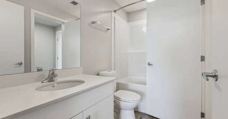 B203-D-239 Eden Oak Trail, Kitchener, ON, N2A 0L5 - 11