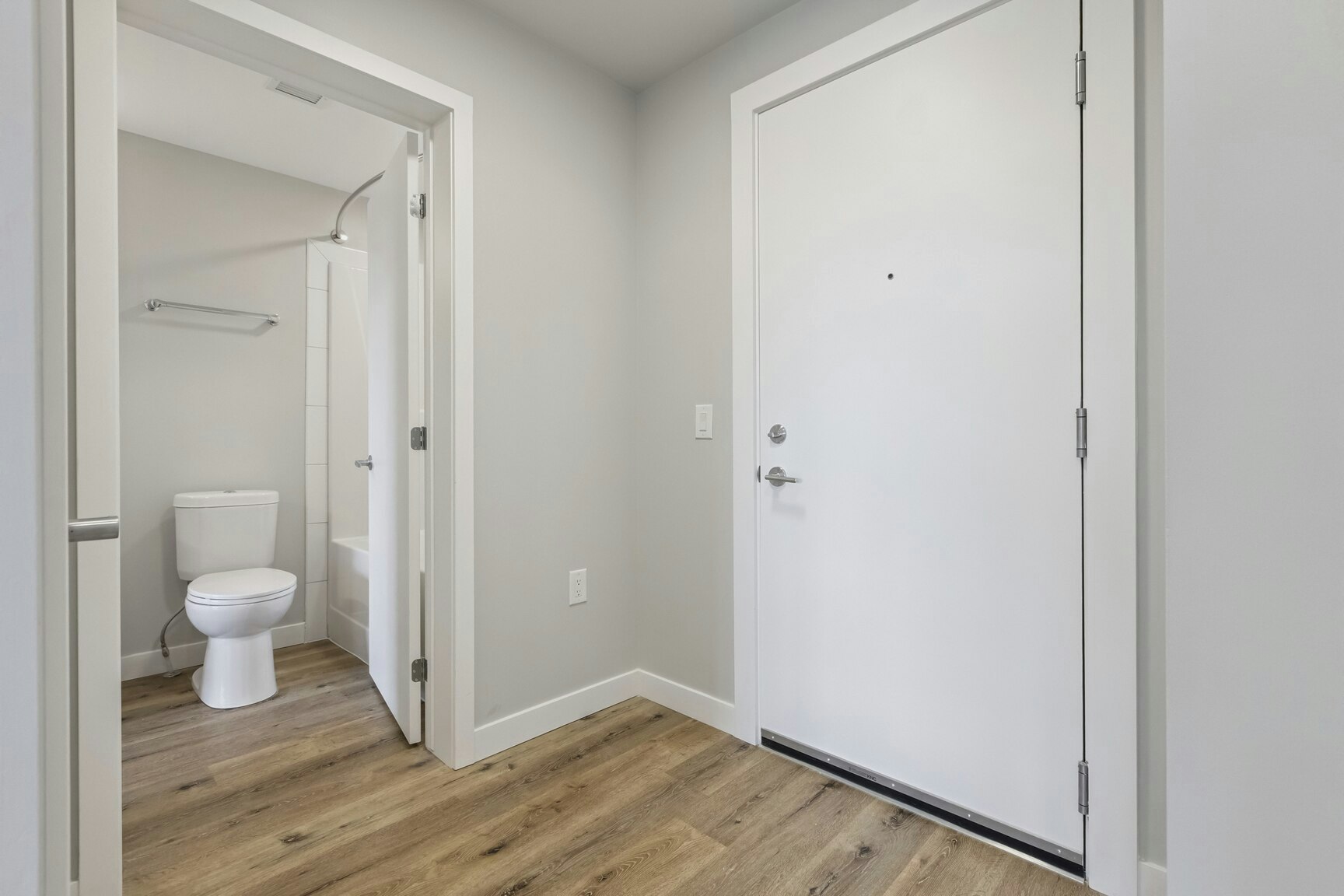 C113-D-239 Eden Oak Trail, Kitchener, ON, N2A 0L5 - 11