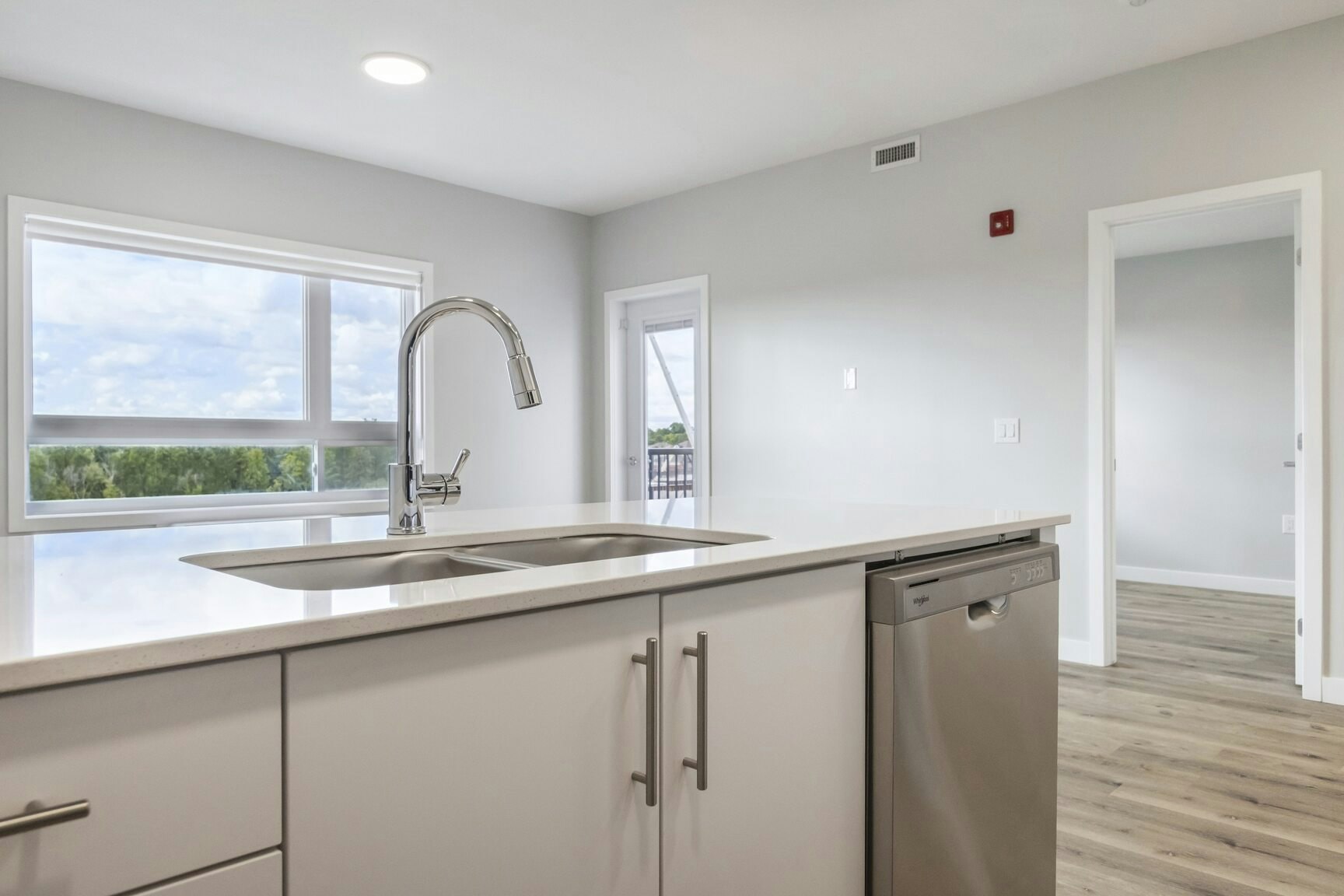 C113-D-239 Eden Oak Trail, Kitchener, ON, N2A 0L5 - 4