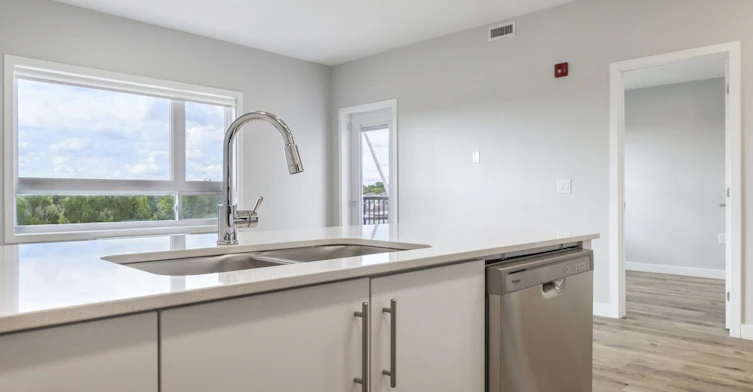 C113-D-239 Eden Oak Trail, Kitchener, ON, N2A 0L5 - 4