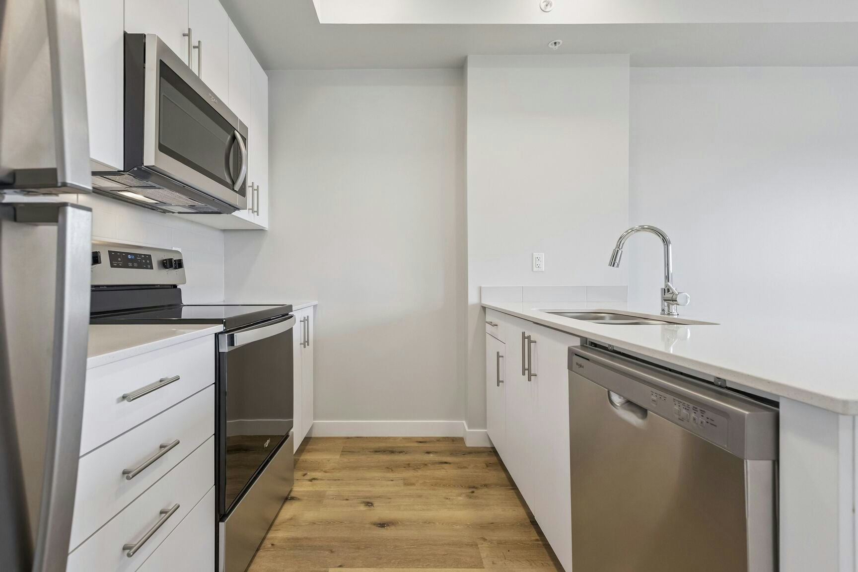 C113-D-239 Eden Oak Trail, Kitchener, ON, N2A 0L5 - 5