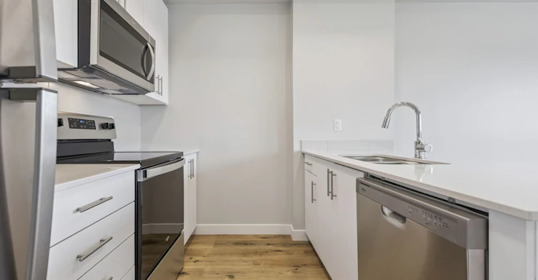 C113-D-239 Eden Oak Trail, Kitchener, ON, N2A 0L5 - 5