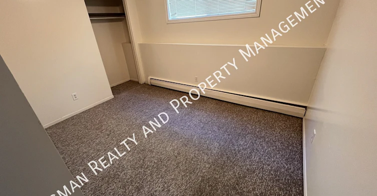 3-828 Empress, Regina, SK, S4T 5E1 - 4