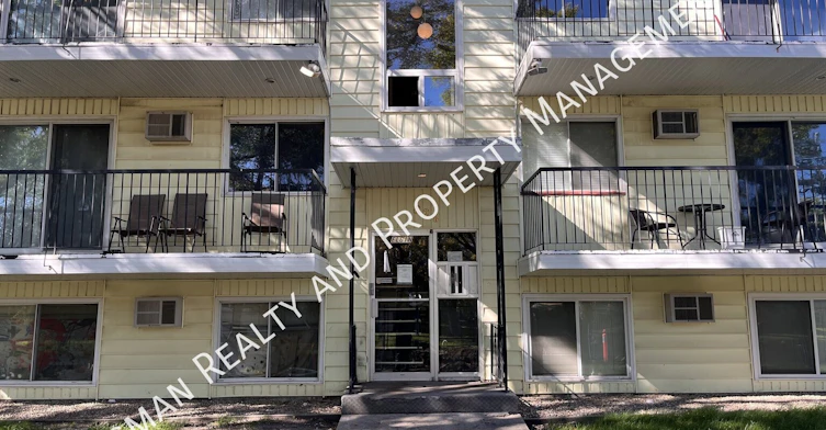 3-828 Empress, Regina, SK, S4T 5E1