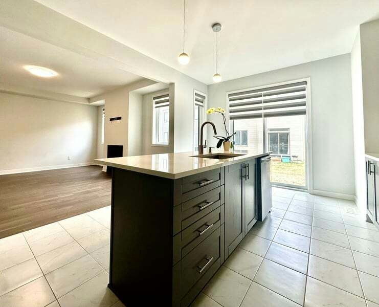 309 Crossway Terrace, Ottawa, ON, K2S 3A8 - 4