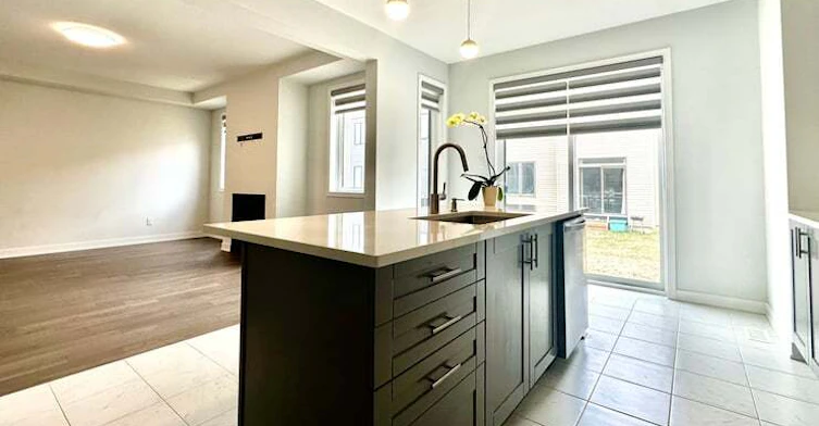 309 Crossway Terrace, Ottawa, ON, K2S 3A8 - 4