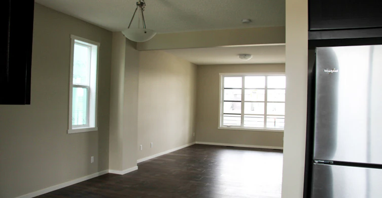 9047 52 Street Northeast, Calgary, AB, T3J 0V5 - 7