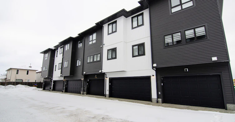 4703 32 Avenue, Beaumont, AB, T4X 3A9 - 11