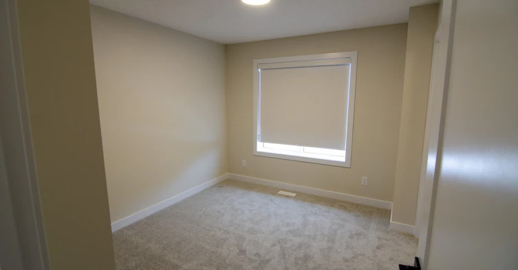 4703 32 Avenue, Beaumont, AB, T4X 3A9 - 6