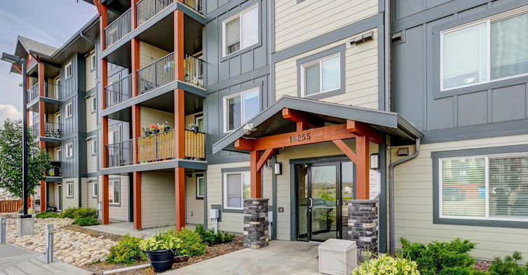 16255 51 Street Northwest, Edmonton, AB, T5Y 0V6 - 17
