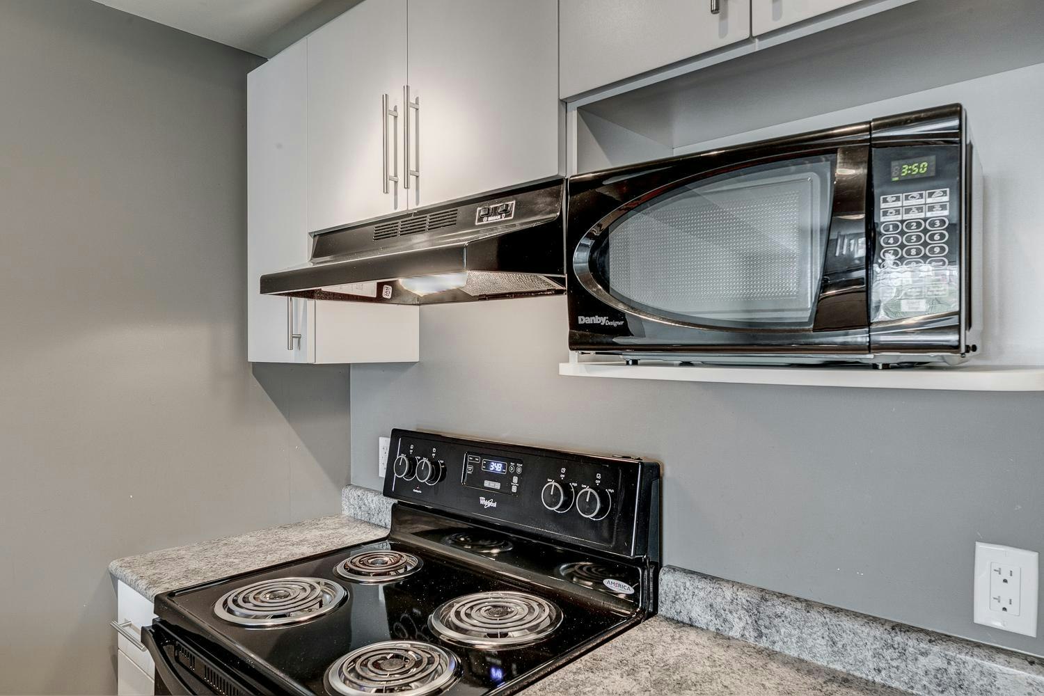 16255 51 Street Northwest, Edmonton, AB, T5Y 0V6 - 5
