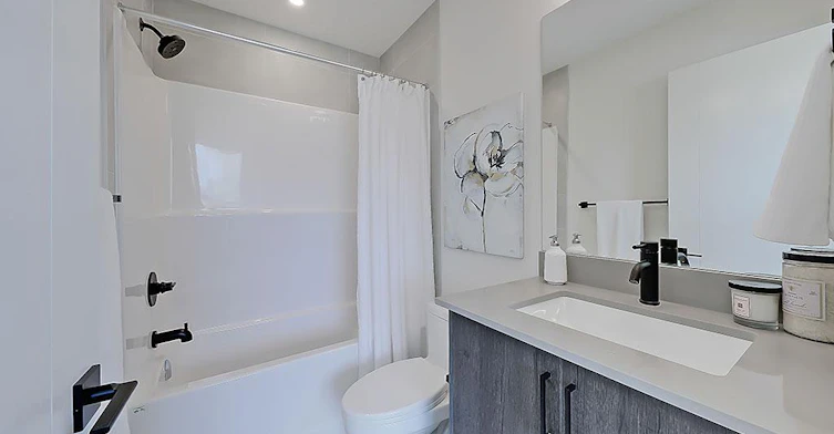 2015 26 Avenue Northwest, Calgary, AB, T2M 2G5 - 15