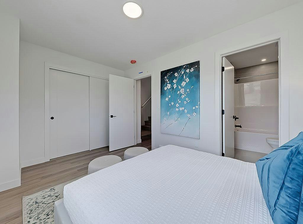 2015 26 Avenue Northwest, Calgary, AB, T2M 2G5 - 14