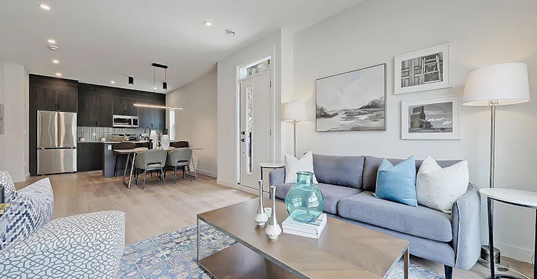 2015 26 Avenue Northwest, Calgary, AB, T2M 2G5