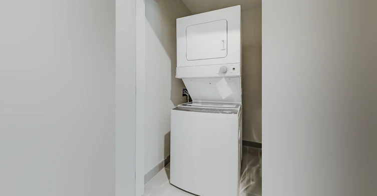 2015 26 Avenue Northwest, Calgary, AB, T2M 2G5 - 14