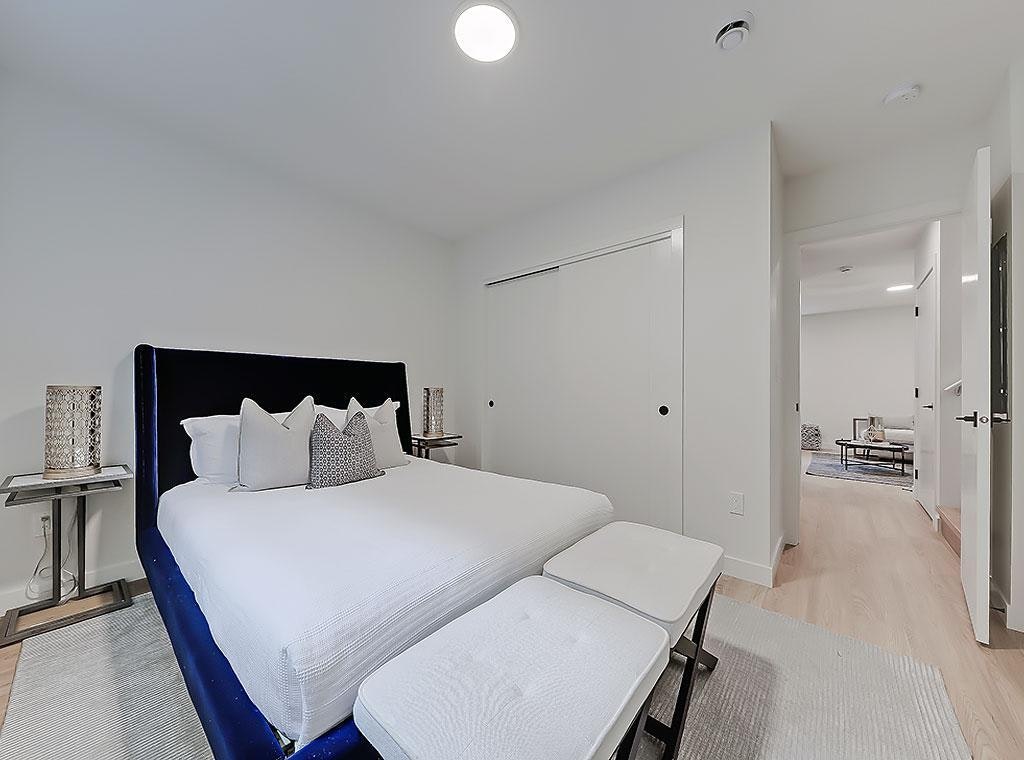 2015 26 Avenue Northwest, Calgary, AB, T2M 2G5 - 11