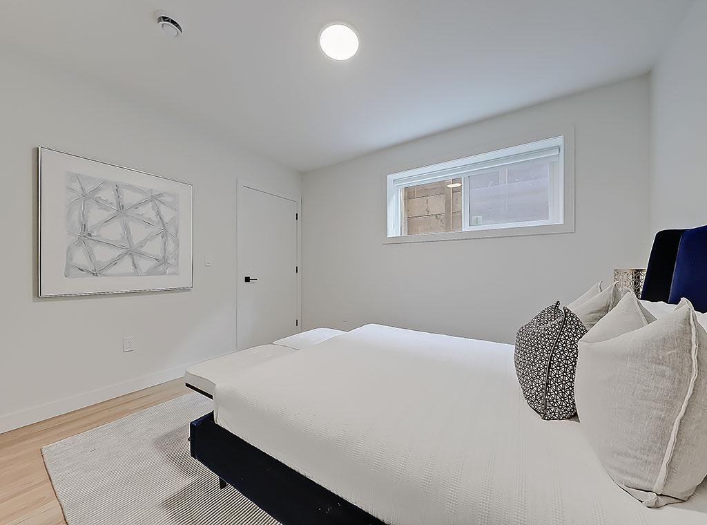 2015 26 Avenue Northwest, Calgary, AB, T2M 2G5 - 12