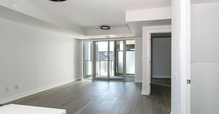 664 Spadina Avenue, Toronto, ON, M5S 2H7