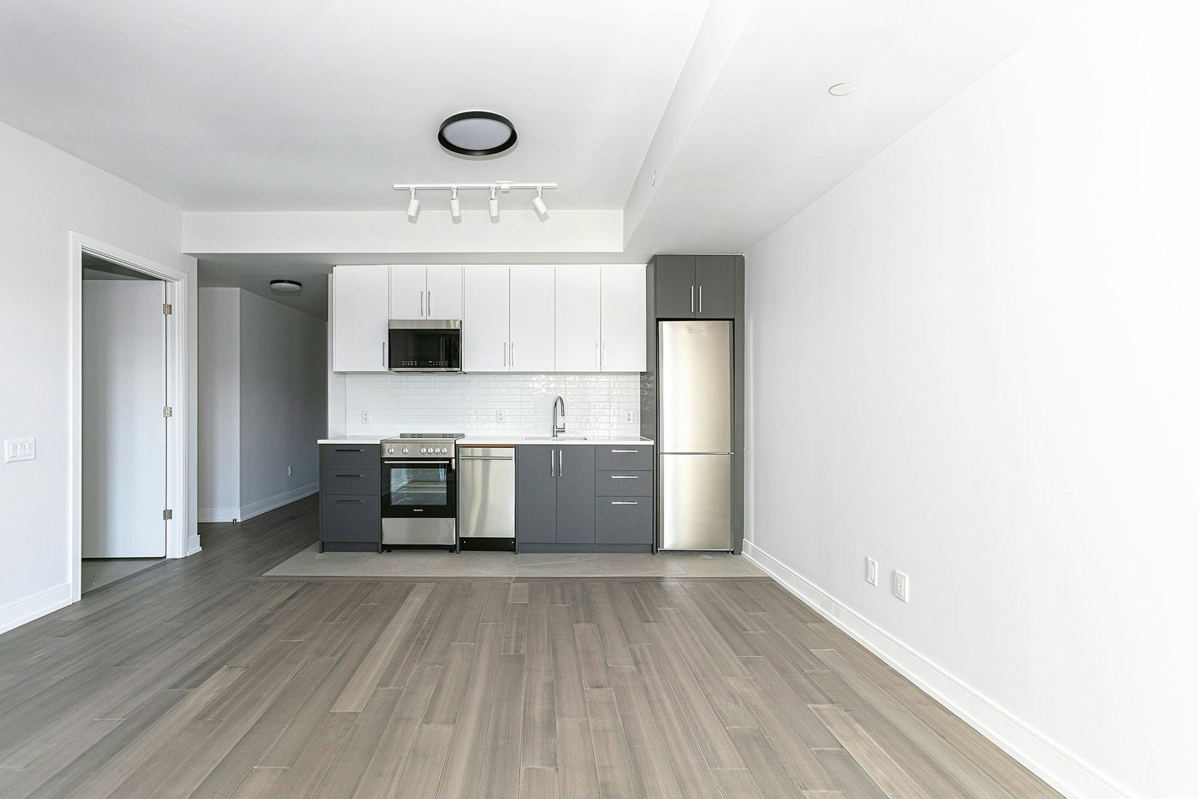 664 Spadina Avenue, Toronto, ON, M5S 2H7 - 3