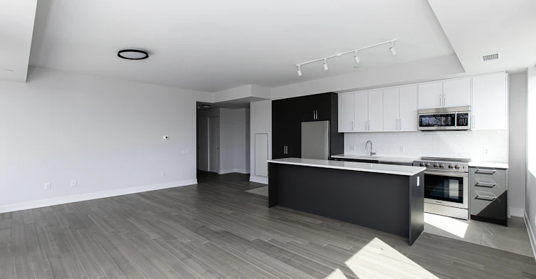 664 Spadina Avenue, Toronto, ON, M5S 2H7 - 2