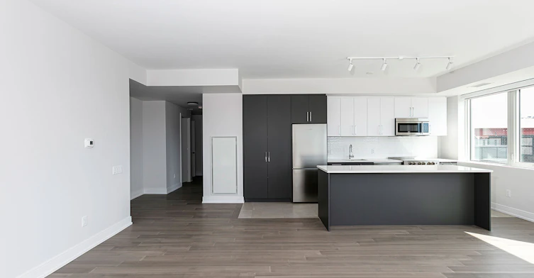 664 Spadina Avenue, Toronto, ON, M5S 2H7 - 2
