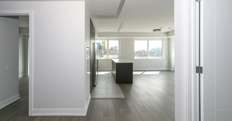 664 Spadina Avenue, Toronto, ON, M5S 2H7
