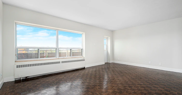 290-0205-50 Adelaide Avenue E, Oshawa, ON, L1G 1Y9 - 12