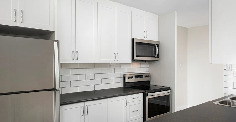 290-0406-50 Adelaide Avenue E, Oshawa, ON, L1G 1Y9 - 16