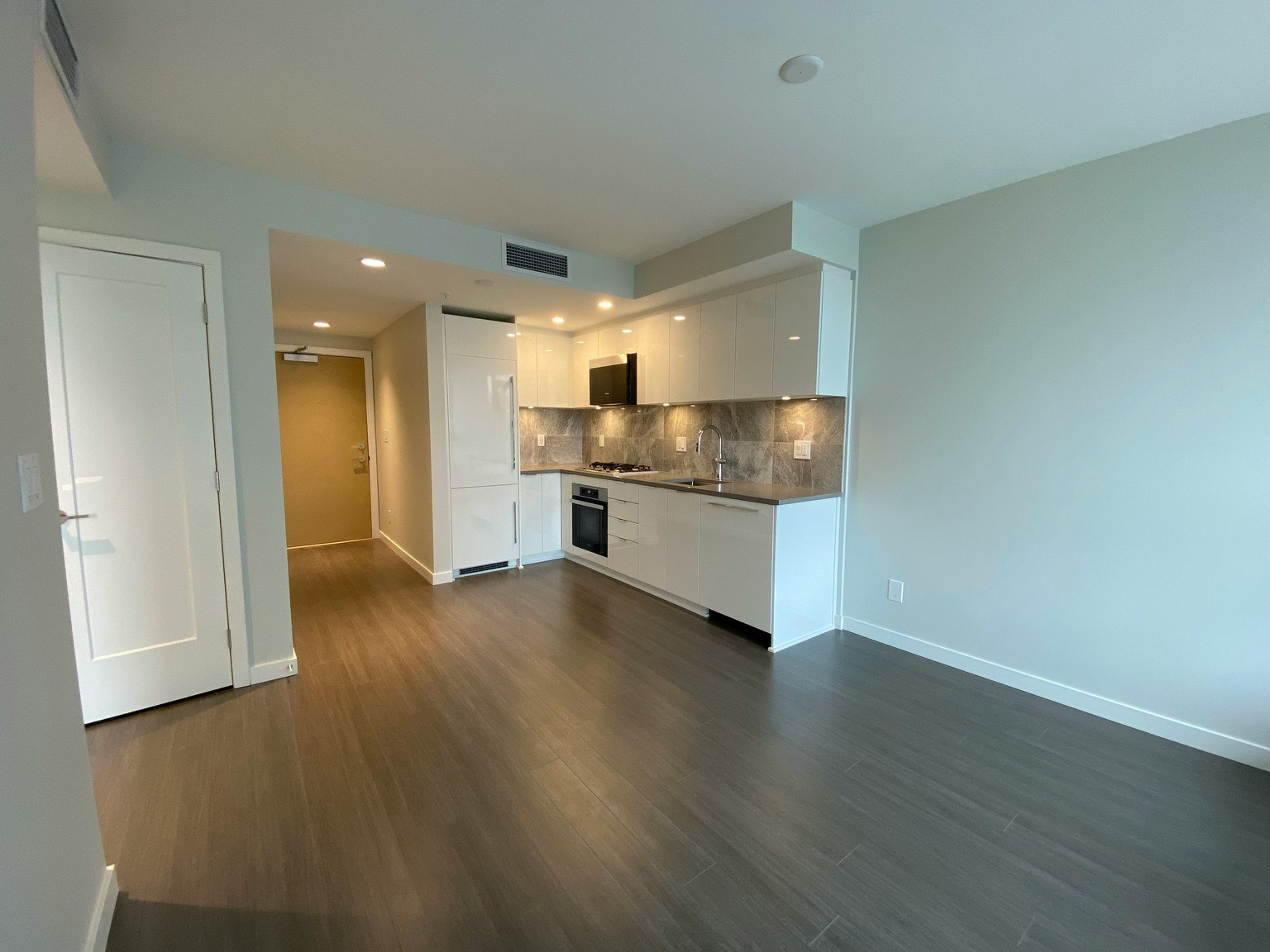619-3699 Sexsmith Road, Richmond, BC, V6X 0W4 - 2