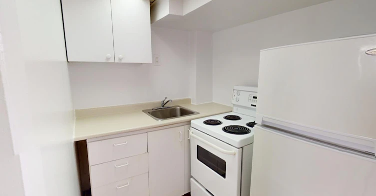 17-425 Elgin Street, Ottawa, ON, K2P 1N5