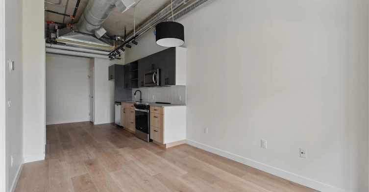 744 4 Avenue, Calgary, AB, T2P 3T4 - 2