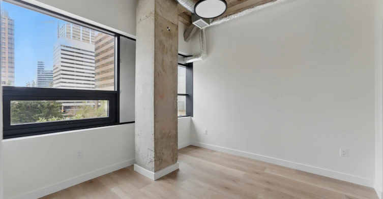 744 4 Avenue, Calgary, AB, T2P 3T4 - 2