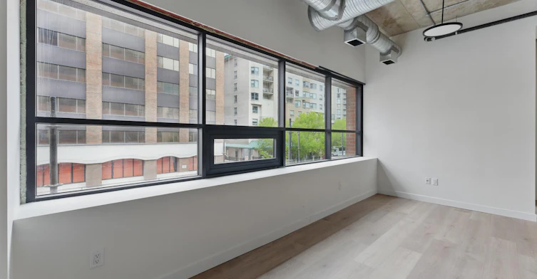 744 4 Avenue, Calgary, AB, T2P 3T4 - 6