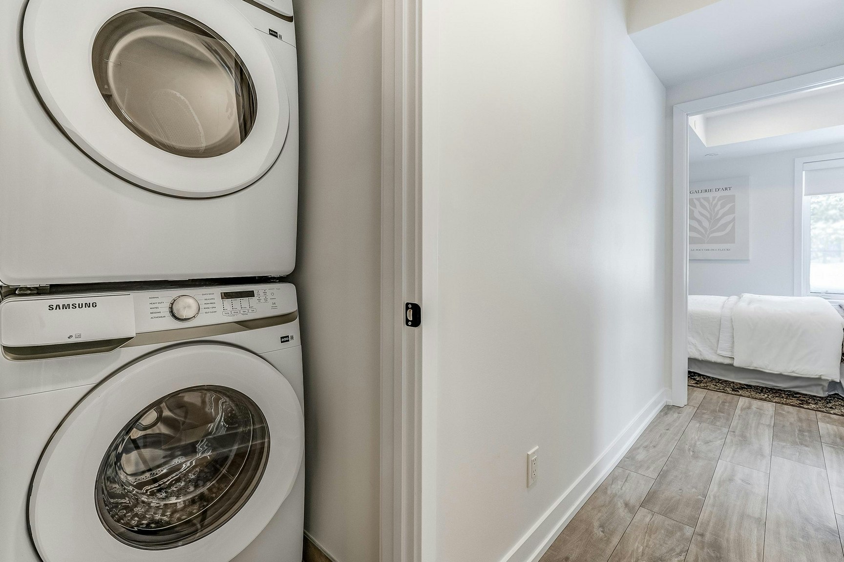 31 Farmstead Road, Toronto, ON, M2L 2X2 - 9