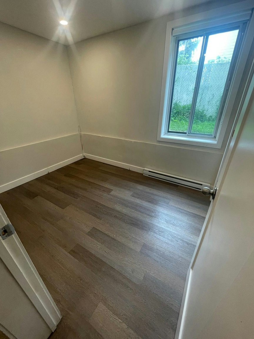2-3060 Barclay Avenue, Montréal, QC, H3S 1J8 - 13
