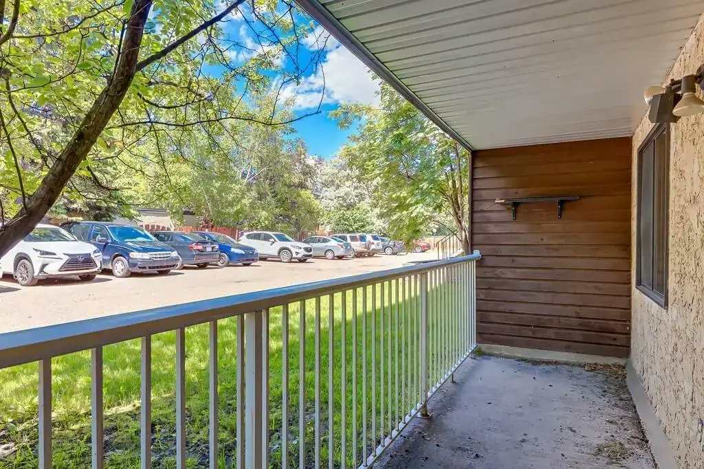 110-10910 110 Street NW, Edmonton, AB, T5H 3E4 - 19
