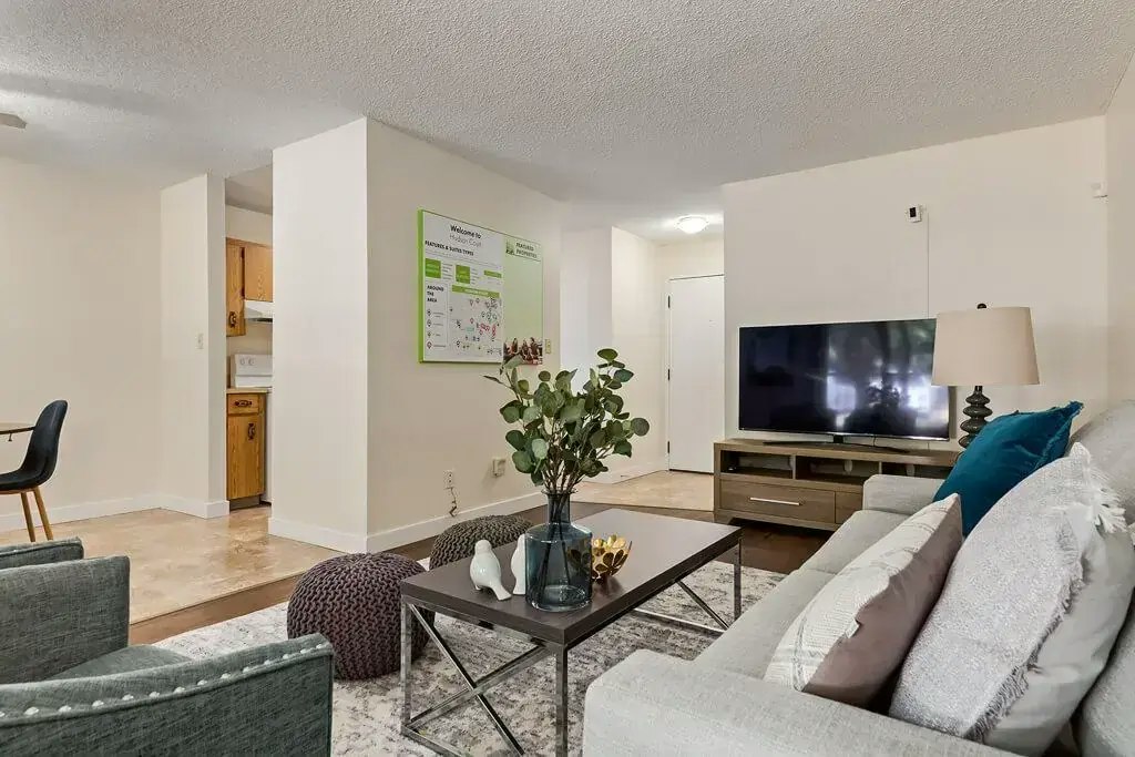 110-10910 110 Street NW, Edmonton, AB, T5H 3E4 - 22
