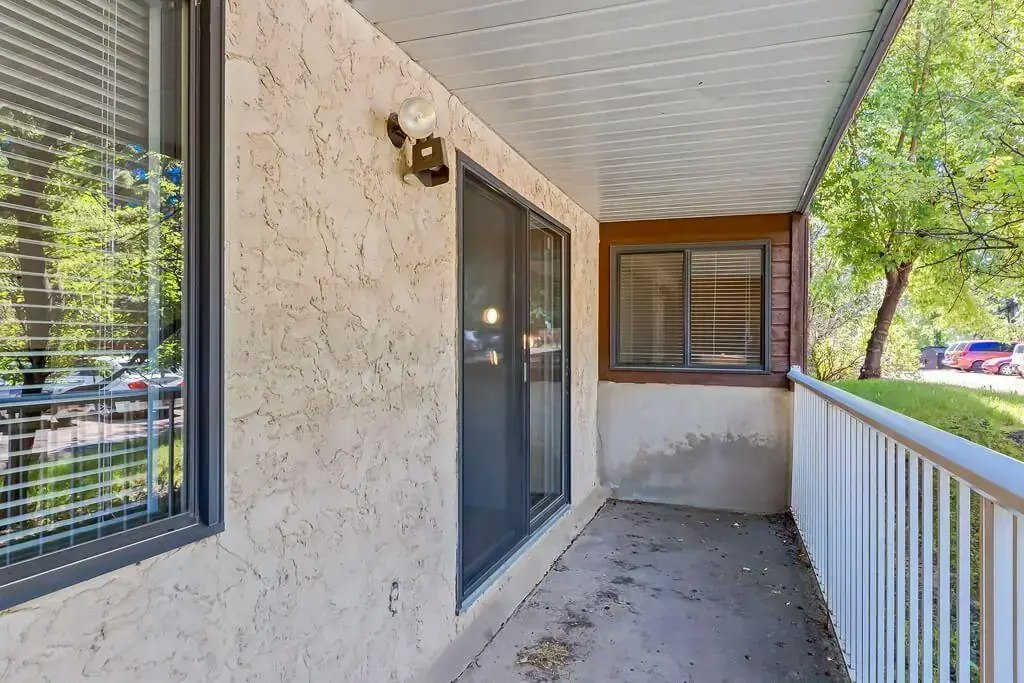 110-10910 110 Street NW, Edmonton, AB, T5H 3E4 - 35