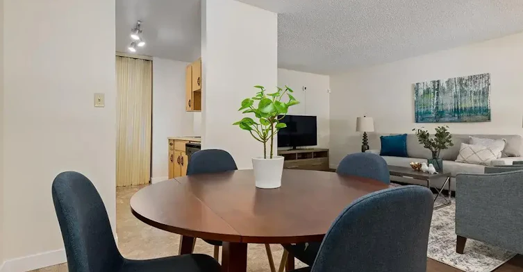 110-10910 110 Street NW, Edmonton, AB, T5H 3E4 - 30