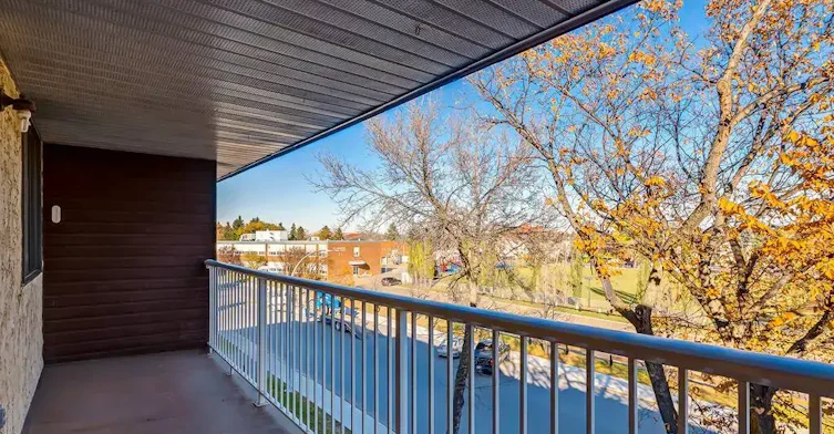 204-10910 110 Street NW, Edmonton, AB, T5H 3E4 - 17