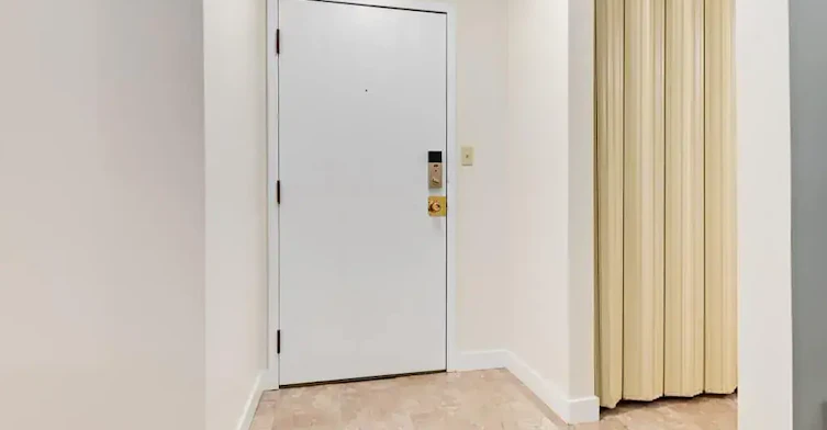204-10910 110 Street NW, Edmonton, AB, T5H 3E4 - 20