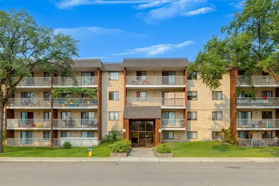 405-10910 110 Street NW, Edmonton, AB, T5H 3E4 - 40