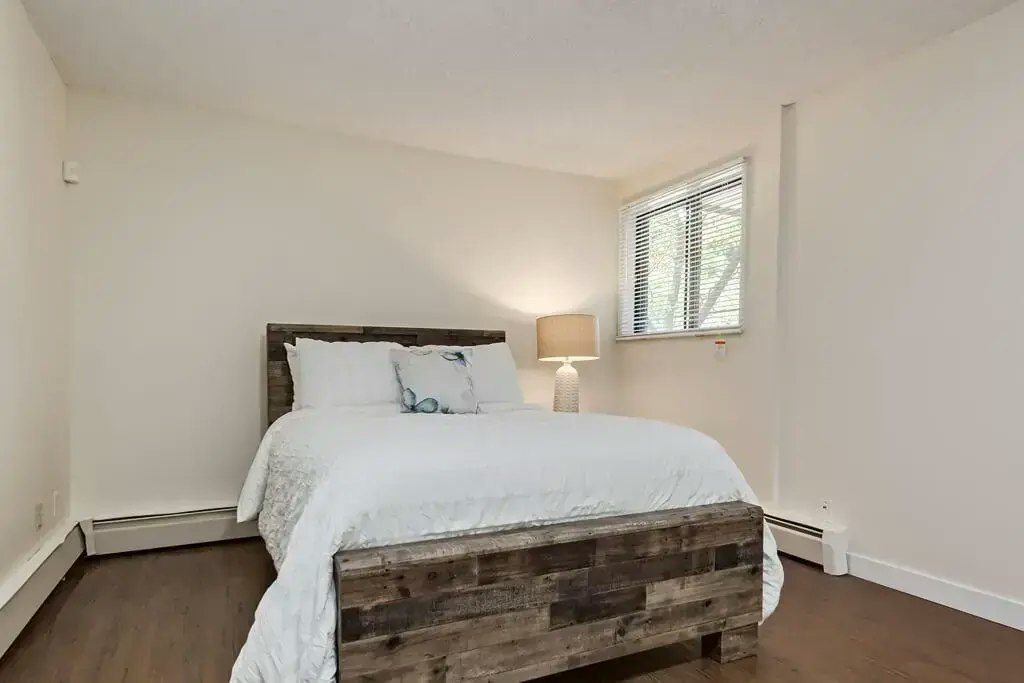 405-10910 110 Street NW, Edmonton, AB, T5H 3E4 - 32